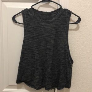 Lulu lemon cropped flowy tank top!